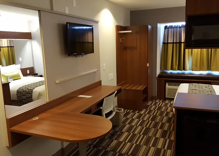 Microtel Inn & Suites By Wyndham Bellevue